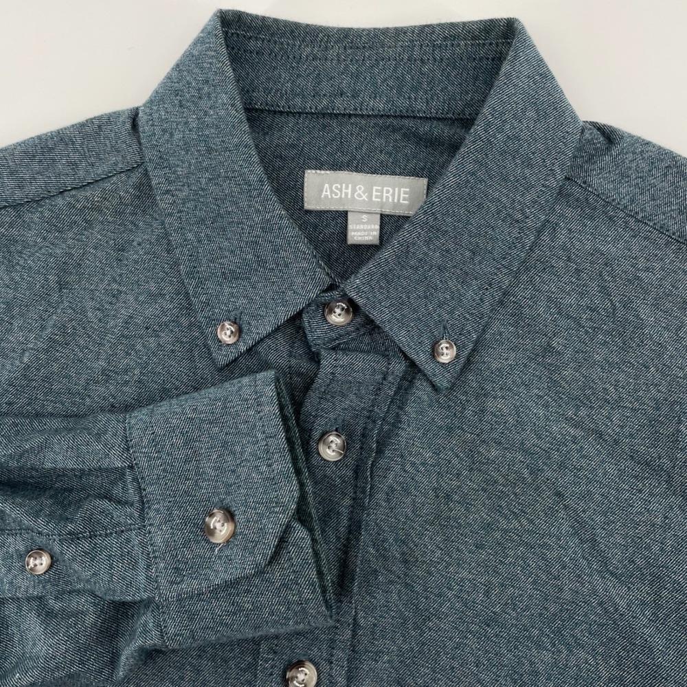 Ash & Erie Men's Size Small Standard Blue Flannel Button Down Shirt Cotton